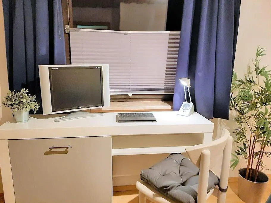 Holiday home Bungalow Direkt Am See, Mit Eigenem Boot Roding