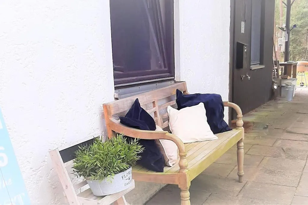 Bungalow Direkt Am See, Mit Eigenem Boot Roding 0*,  Germany