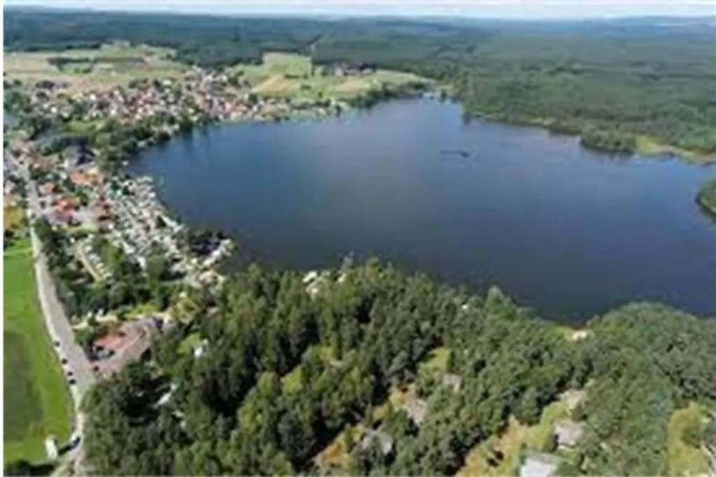 Bungalow Direkt Am See, Mit Eigenem Boot Roding Germany