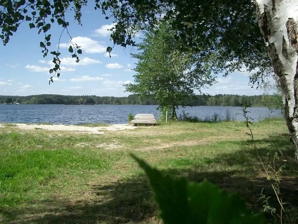 Holiday home Bungalow Direkt Am See, Mit Eigenem Boot Roding Germany