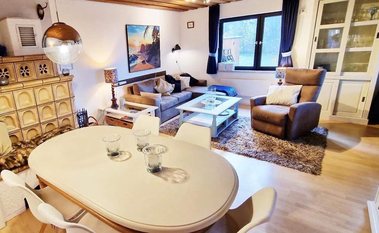 Bungalow Direkt Am See, Mit Eigenem Boot Roding 0*,